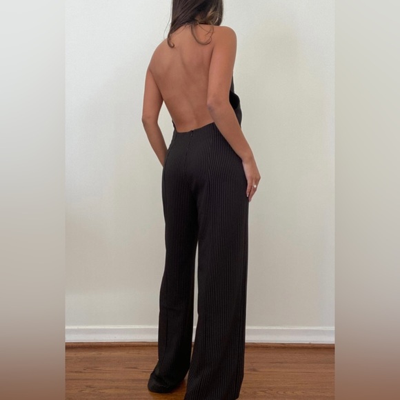 Halter Neck Jumpsuit - Picture 8 of 9